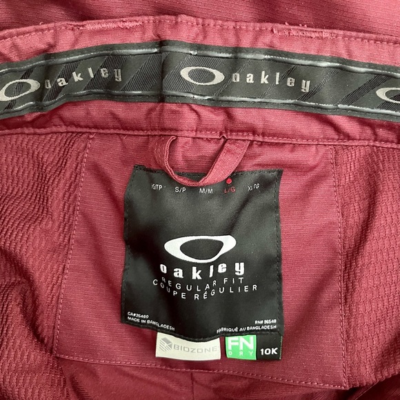 Oakley snow pants. Women size L. - Picture 3 of 7